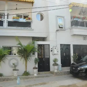 https://residence-doux.hotelsdakar.com